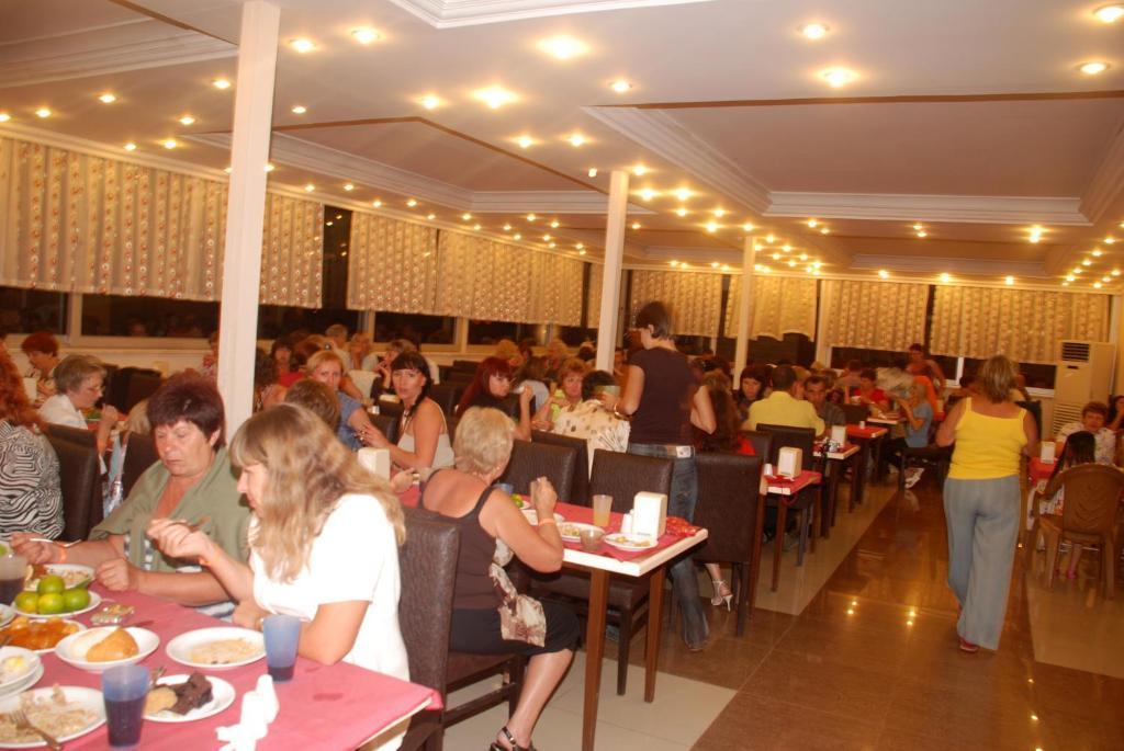Club Bayar Otel 4*