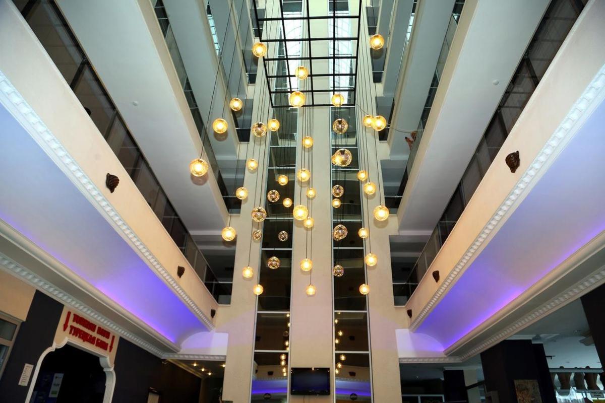 Club Bayar Otel