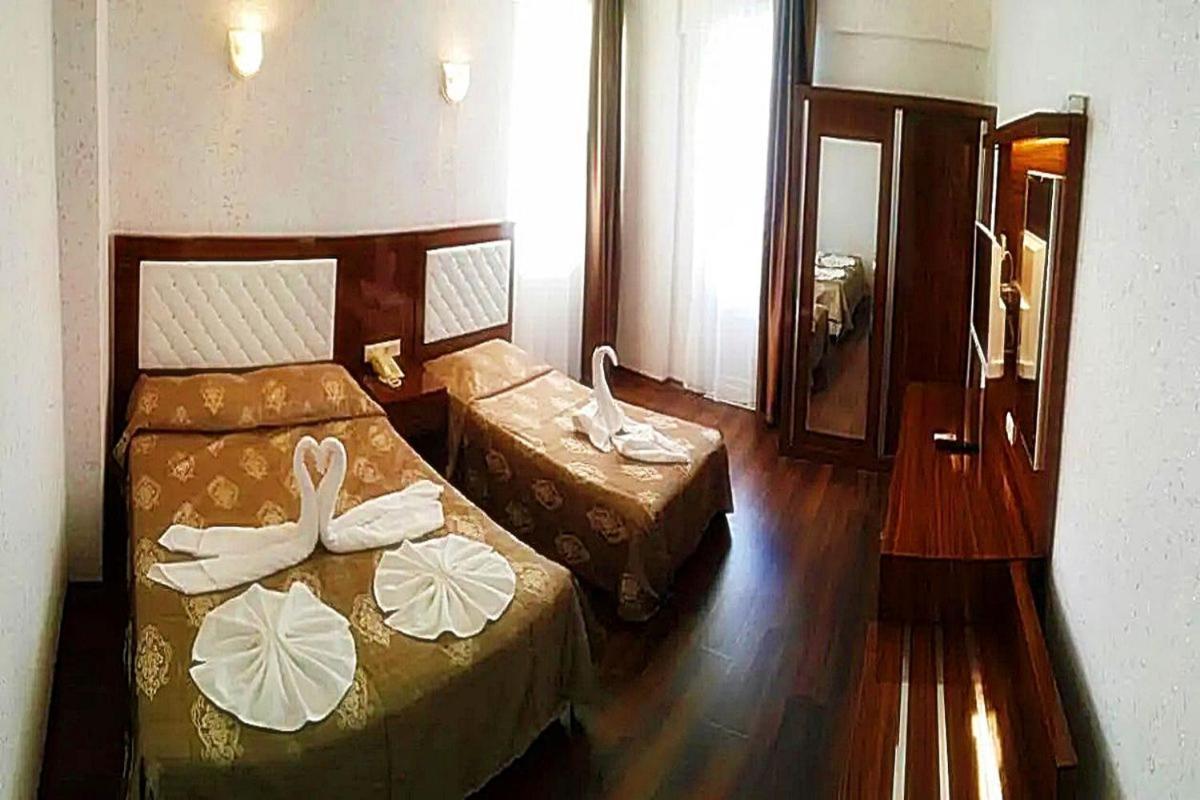 Otel Club Bayar